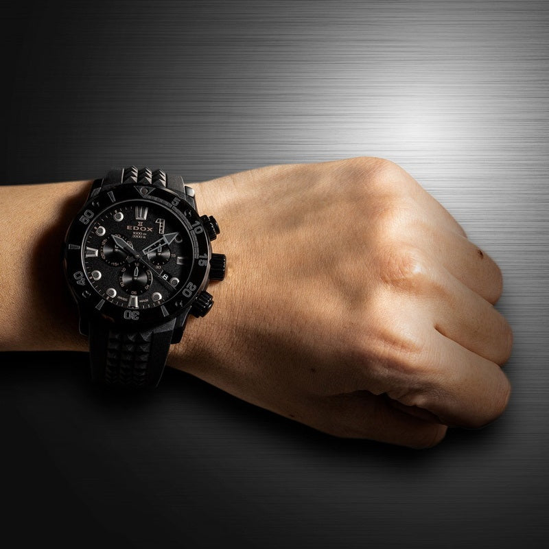 クロノオフショア1 クロノグラフ ジャパン リミテッド エディション クオーツ 10242-NGMCAS-NDGM