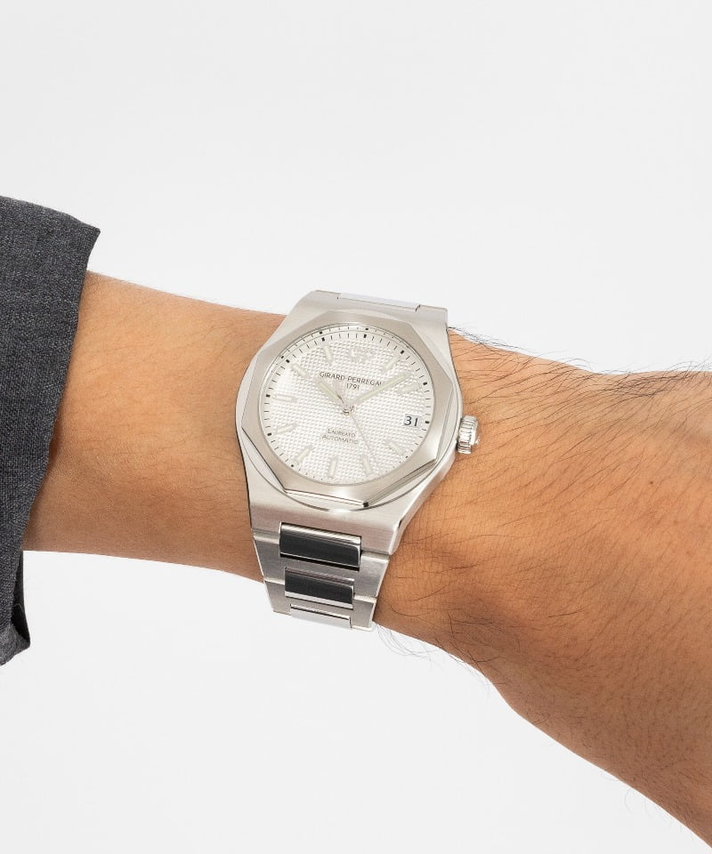 ロレアート 42MM 自動巻き 81010-11-131-11A