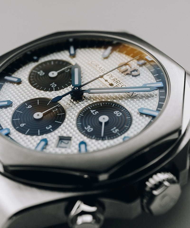 ロレアート クロノグラフ 42MM 自動巻き 81020-11-131-11A