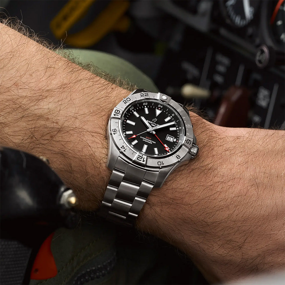 アベンジャー オートマチック GMT 44mm 自動巻 A32320101B1A1