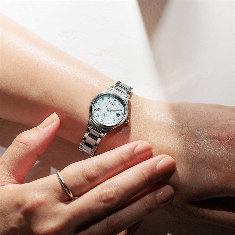 世界限定 1,300本 クロスシー hikariコレクション エコ・ドライブ電波時計 ティタニア ハッピーフライト 限定モデル ES9490-87D シチズン