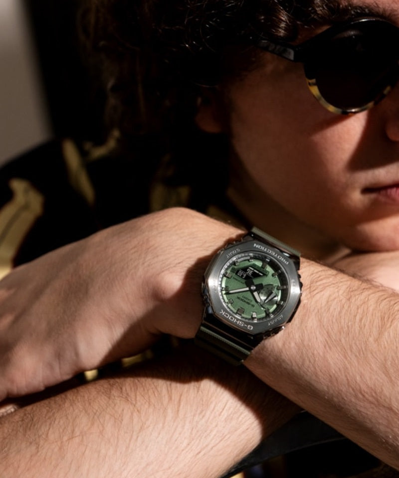 ANALOG-DIGITAL GM-2100 クォーツ GM-2100B-3AJF