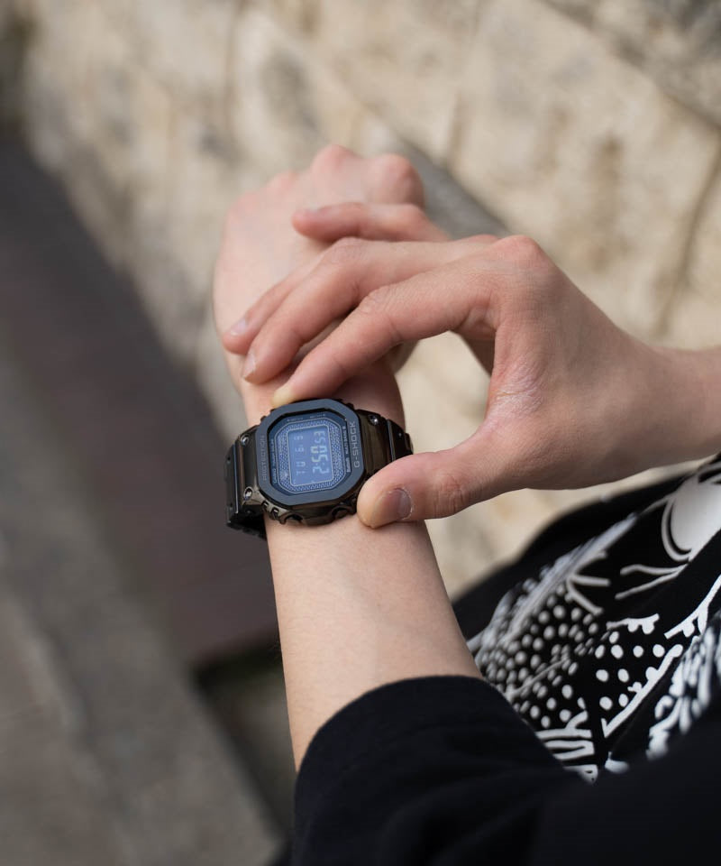 FULL METAL 5000 SERIES 電波ソーラー Bluetooth搭載 GMW-B5000GD-1JF