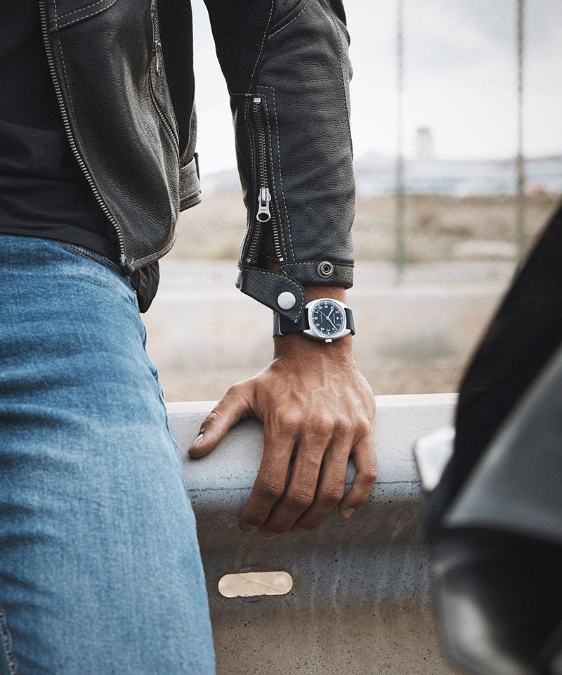 カーキ アビエーション パイロット パイオニア メカニカル 手巻き H76419941