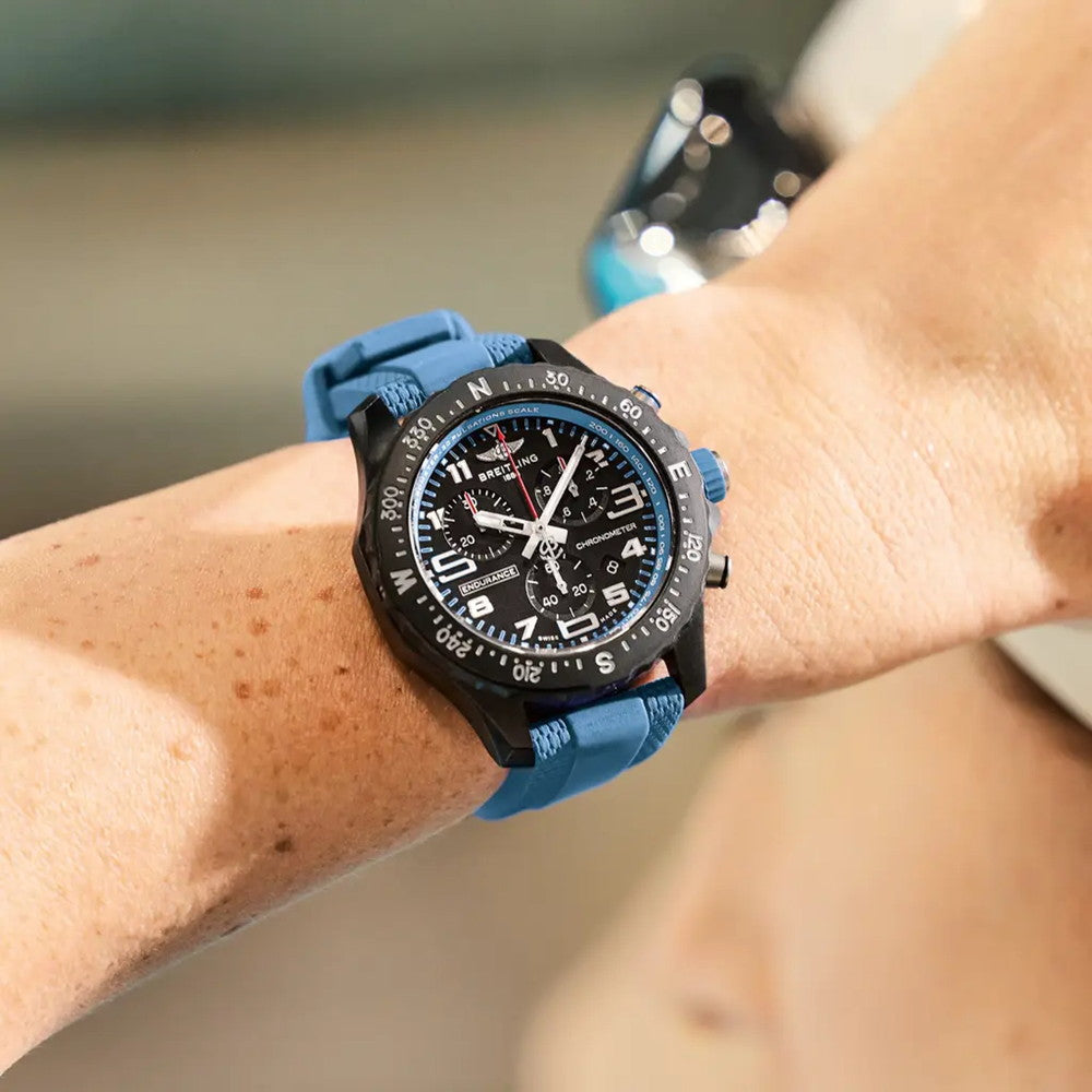 プロフェッショナル エンデュランス プロ 44mm クォーツ X82310281B1S2