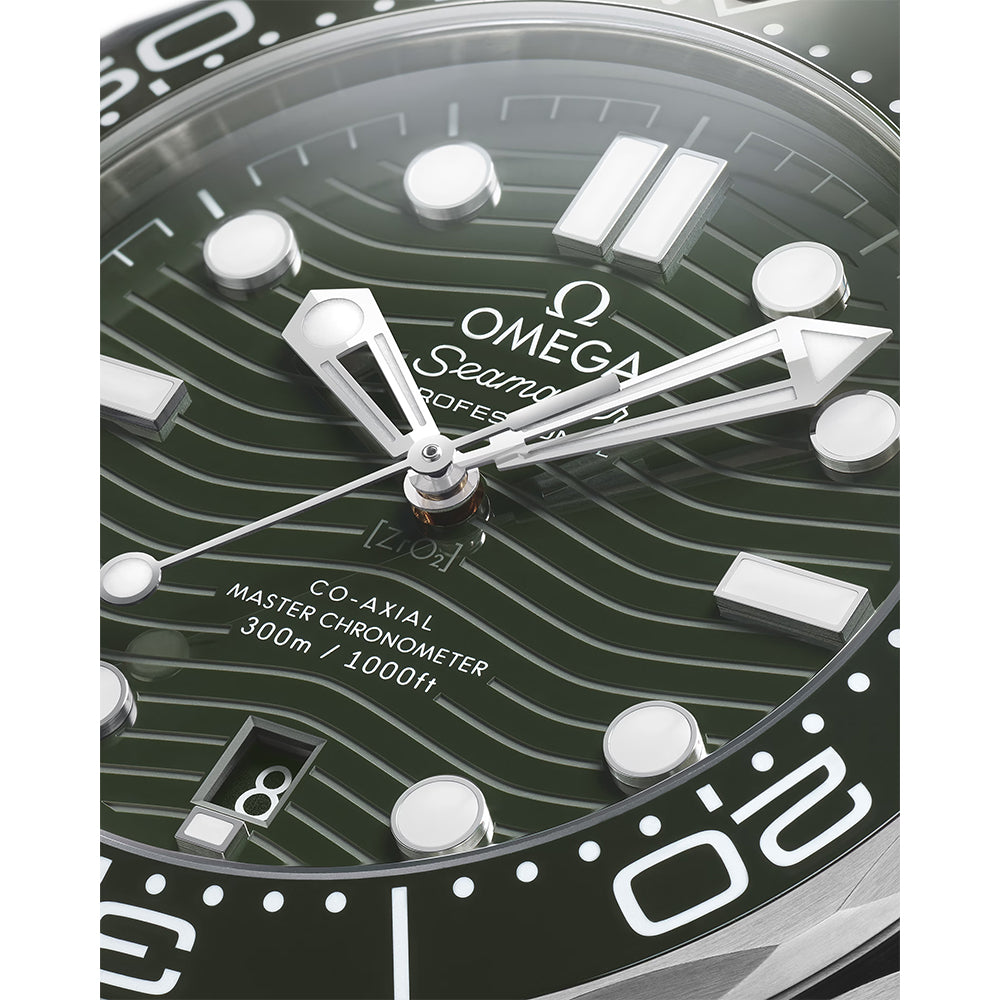 シーマスター ダイバー 300M 自動巻き 42mm  210.30.42.20.10.00﻿1