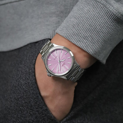 世界300本限定 パイロットウォッチ 556 Mauve 自動巻 ファインアジャスト付きブレスレット