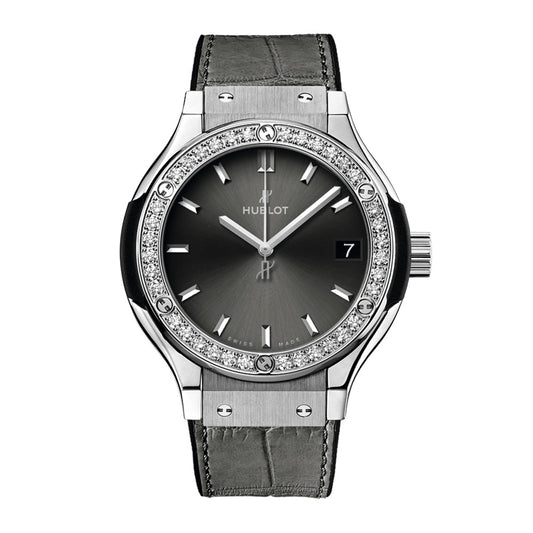 クラシック・フュージョン チタニウム レーシンググレー ダイヤモンド クォーツ 33MM 581.NX.7071.LR.1104
