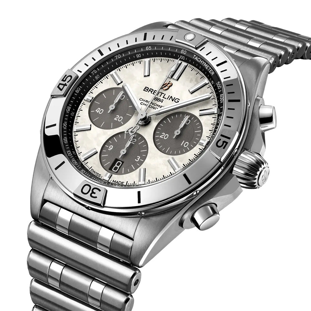 クロノマット B01 42 ジャパン エディション 42mm 自動巻 AB0134101A1A1