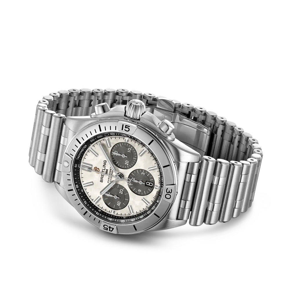 クロノマット B01 42 ジャパン エディション 42mm 自動巻 AB0134101A1A1