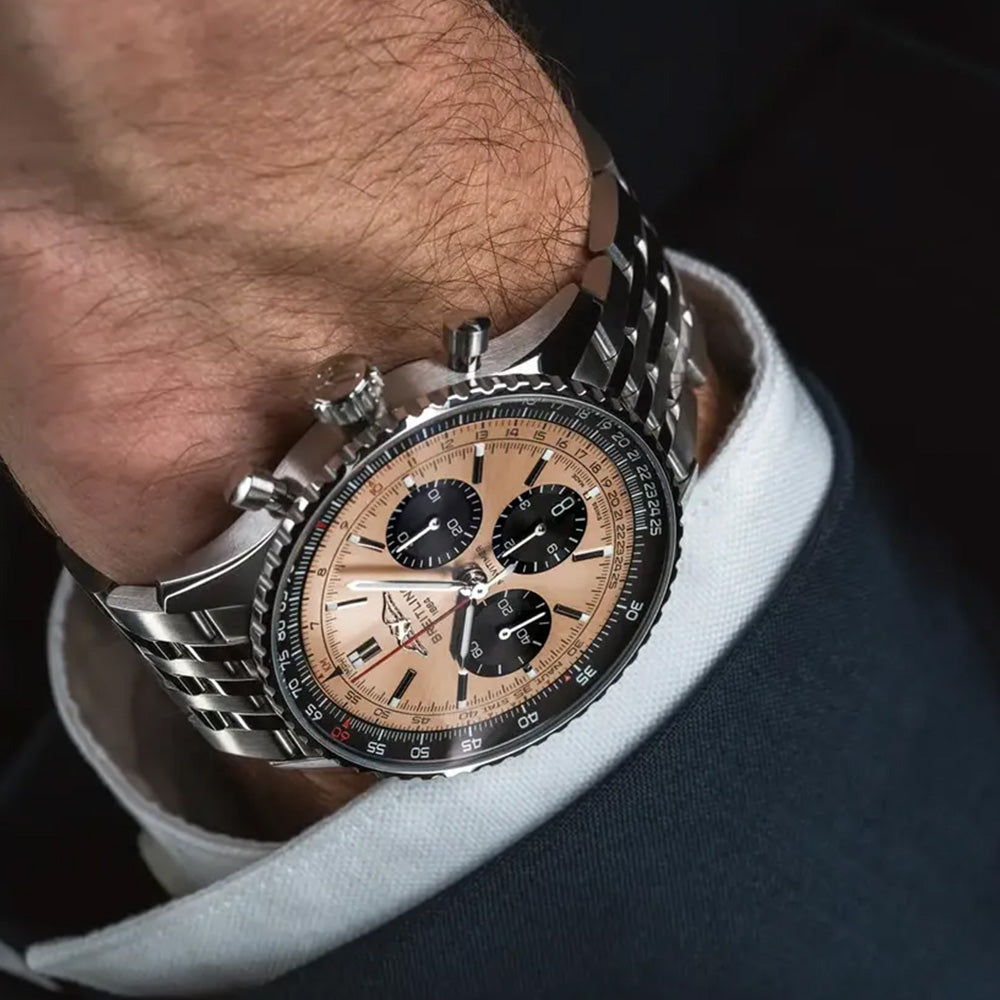ナビタイマー B01 クロノグラフ 43mm 自動巻 AB0138241K1A1