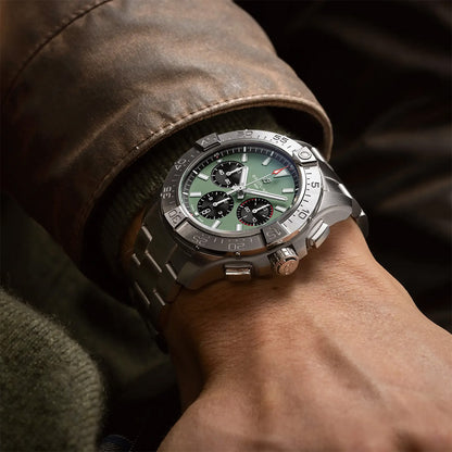 アベンジャー B01 クロノグラフ 44mm 自動巻 AB0147101L1A1