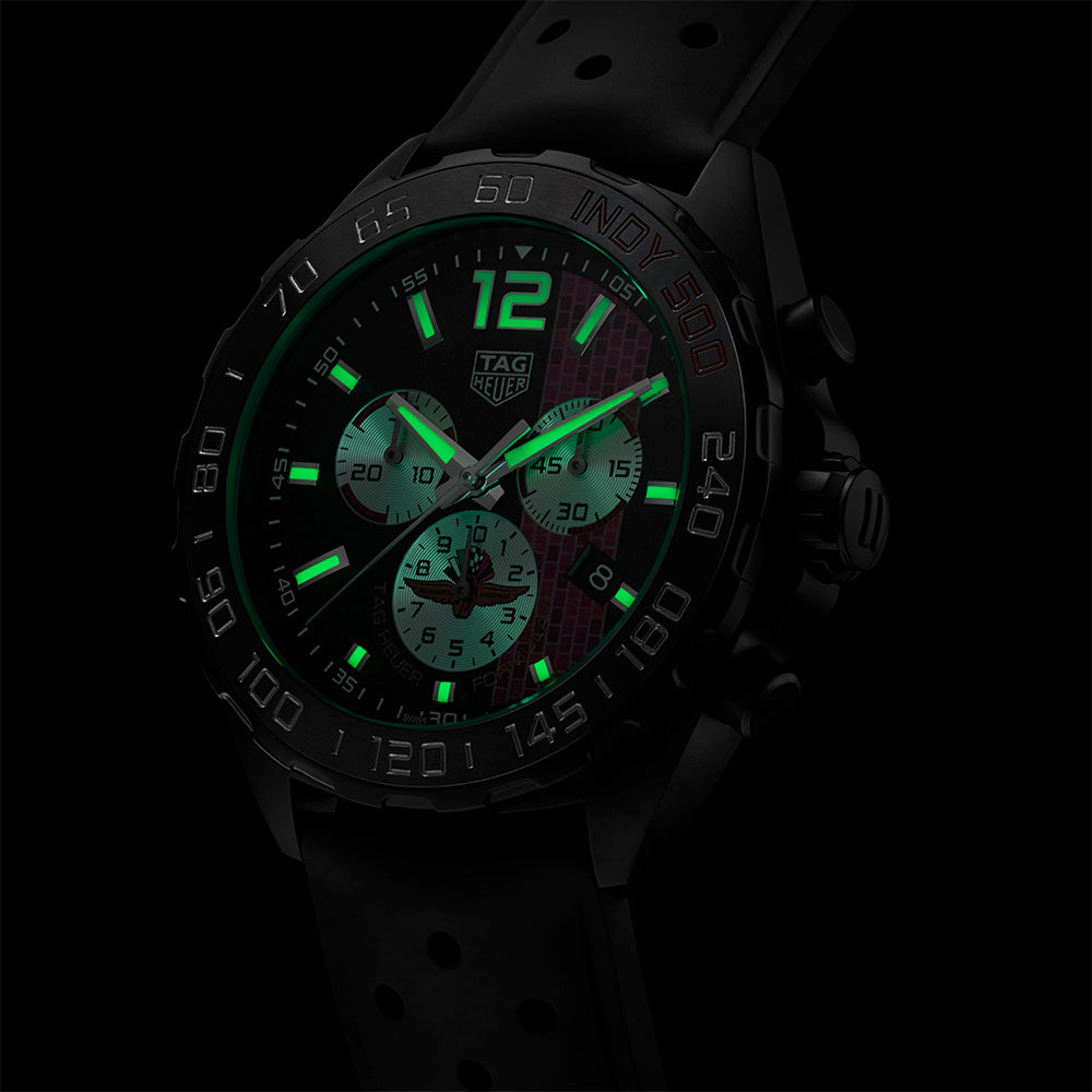 世界限定1,500本 フォーミュラ1 インディ500 スペシャルエディション クロノグラフ クォーツ 43mm CAZ101AD.FT8024