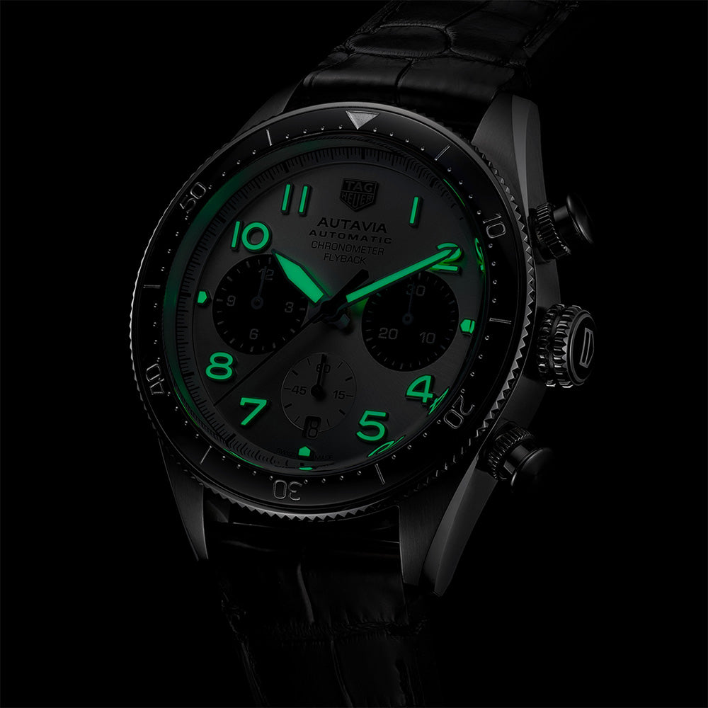 オータヴィア フライバック クロノメーター 自動巻 42mm CBE511B.FC8279