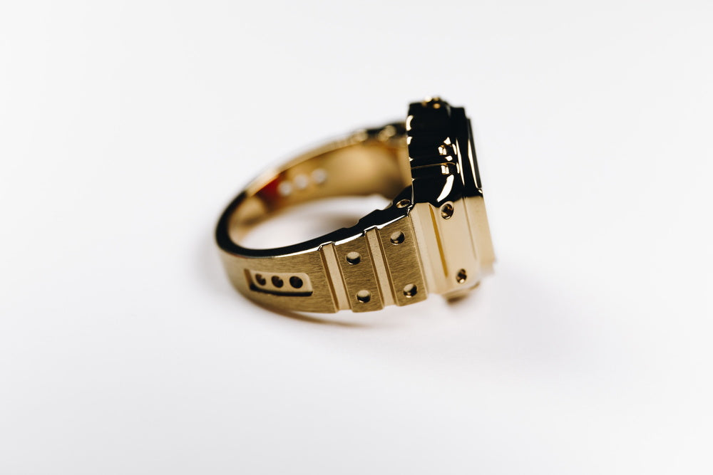 CASIO RING WATCH カシオ リングウォッチ クォーツ CRW-001G-9JR