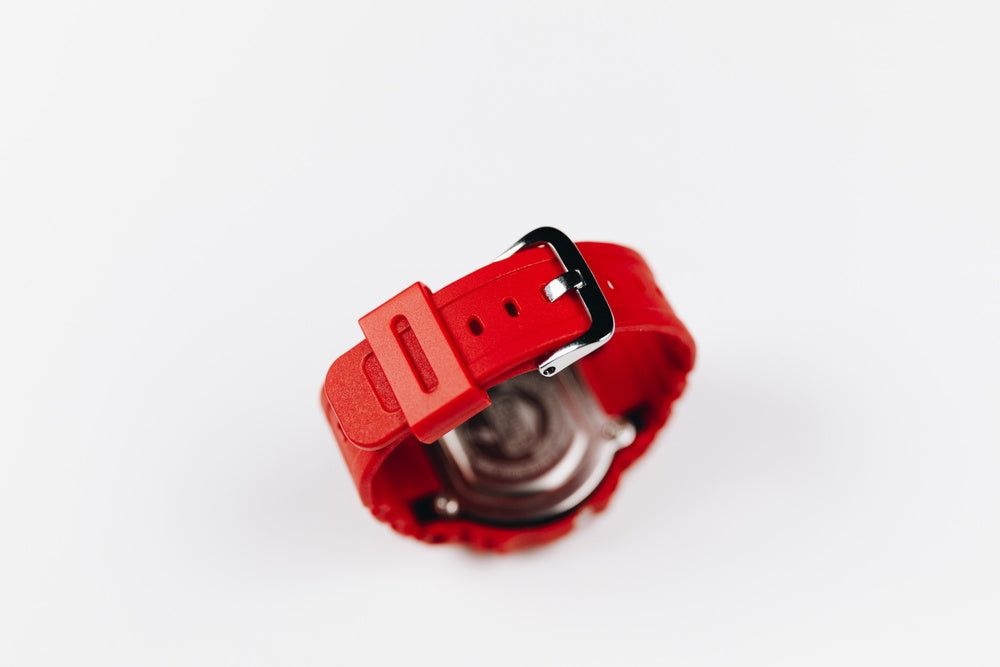 G-SHOCK NANO 5600 SERIES レッド DWN-5600-4JR – THREEC WEB