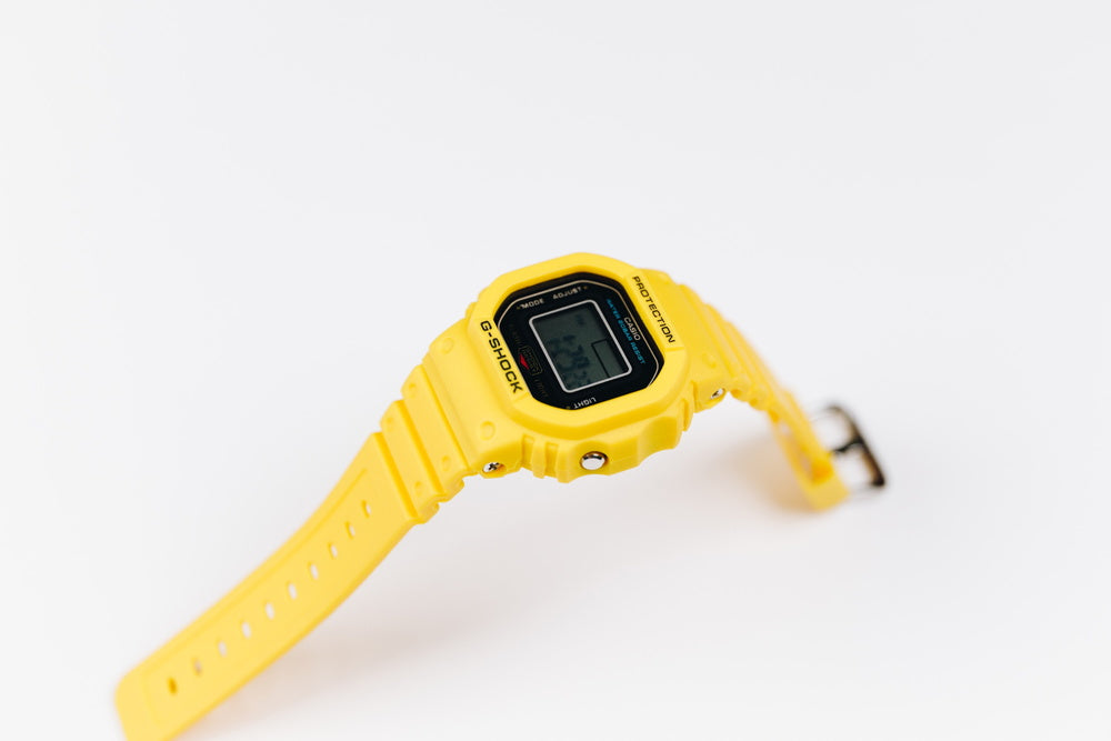 G-SHOCK NANO 5600 SERIES イエロー DWN-5600-9JR – THREEC WEB