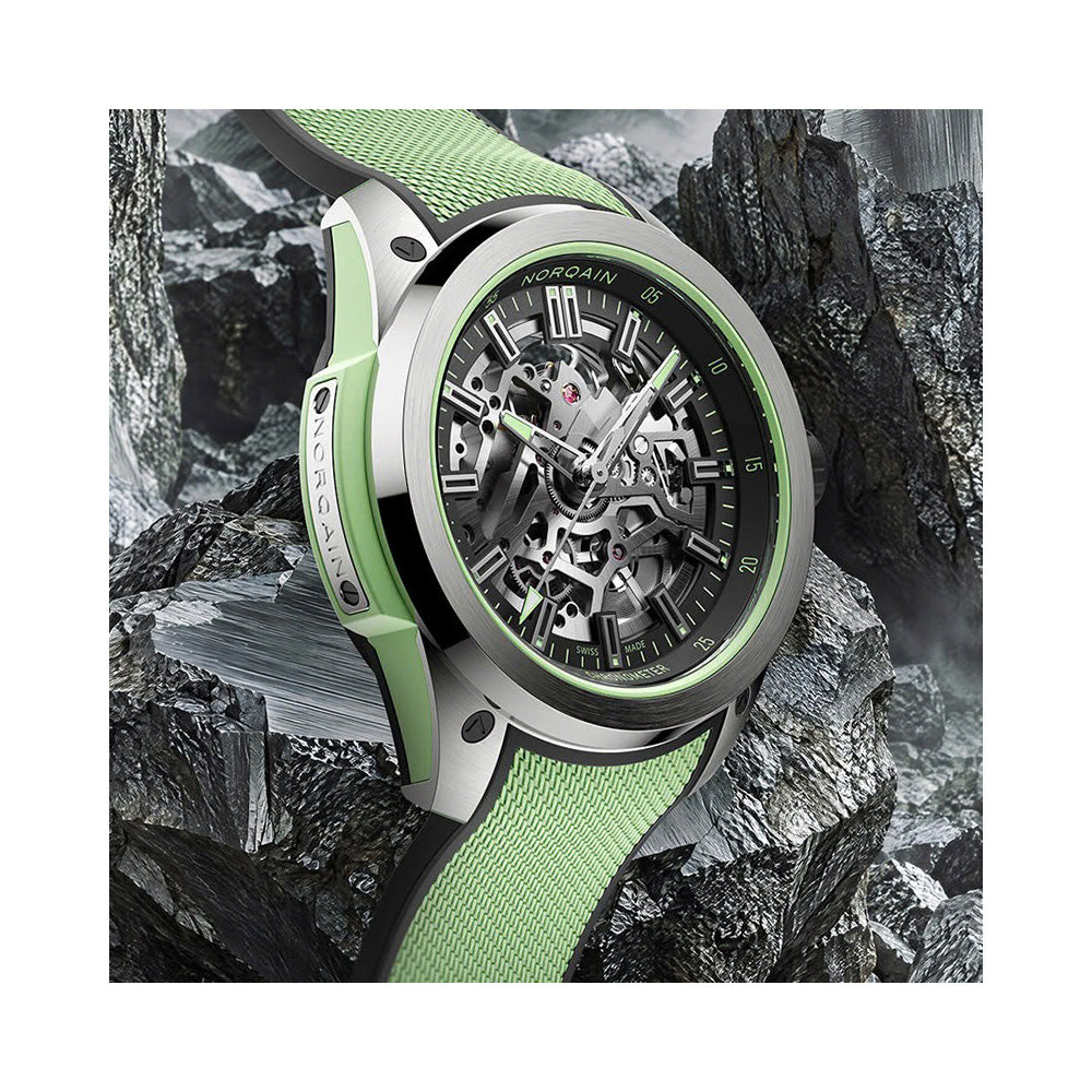 ワイルドワン スケルトン 自動巻き 42mm N3000.26T01.B01.R02