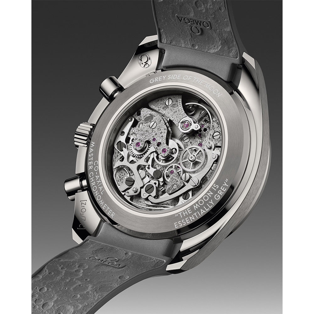 スピードマスター ダーク サイド オブ ザ ムー﻿ン 44.25mm 手巻き 310.92.44.50.06.00﻿2