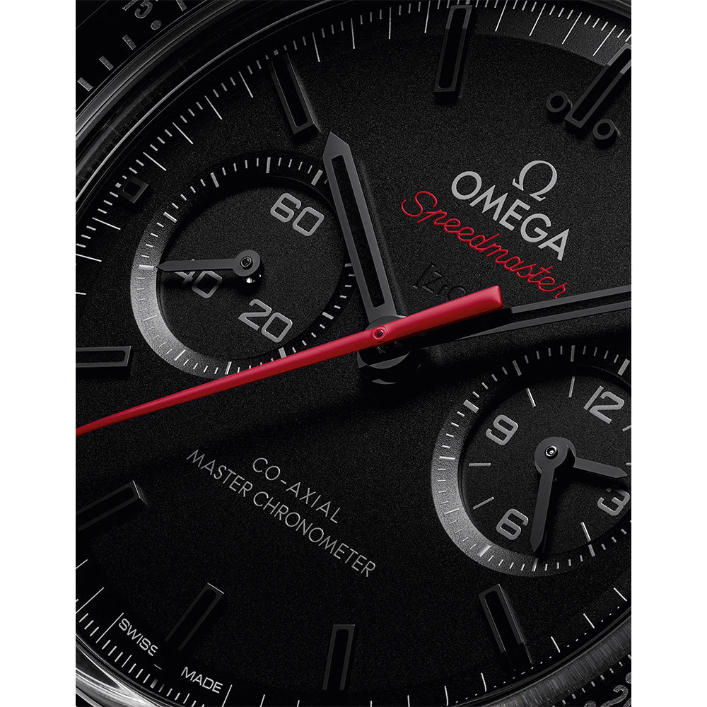 スピードマスター ダーク サイド オブ ザ ムー﻿ン 44.25mm 手巻き 310.92.44.51.01.00﻿1