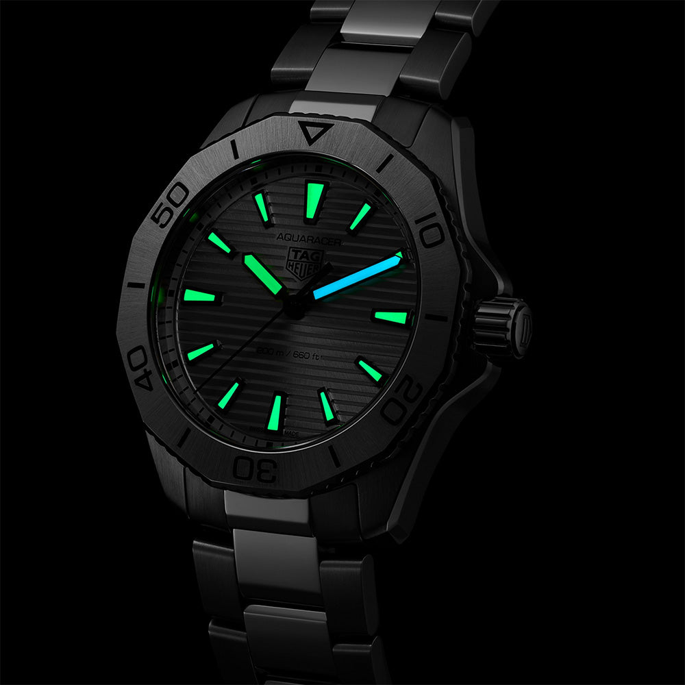 アクアレーサー プロフェッショナル200 クォーツ 40mm WBP1111.BA0627