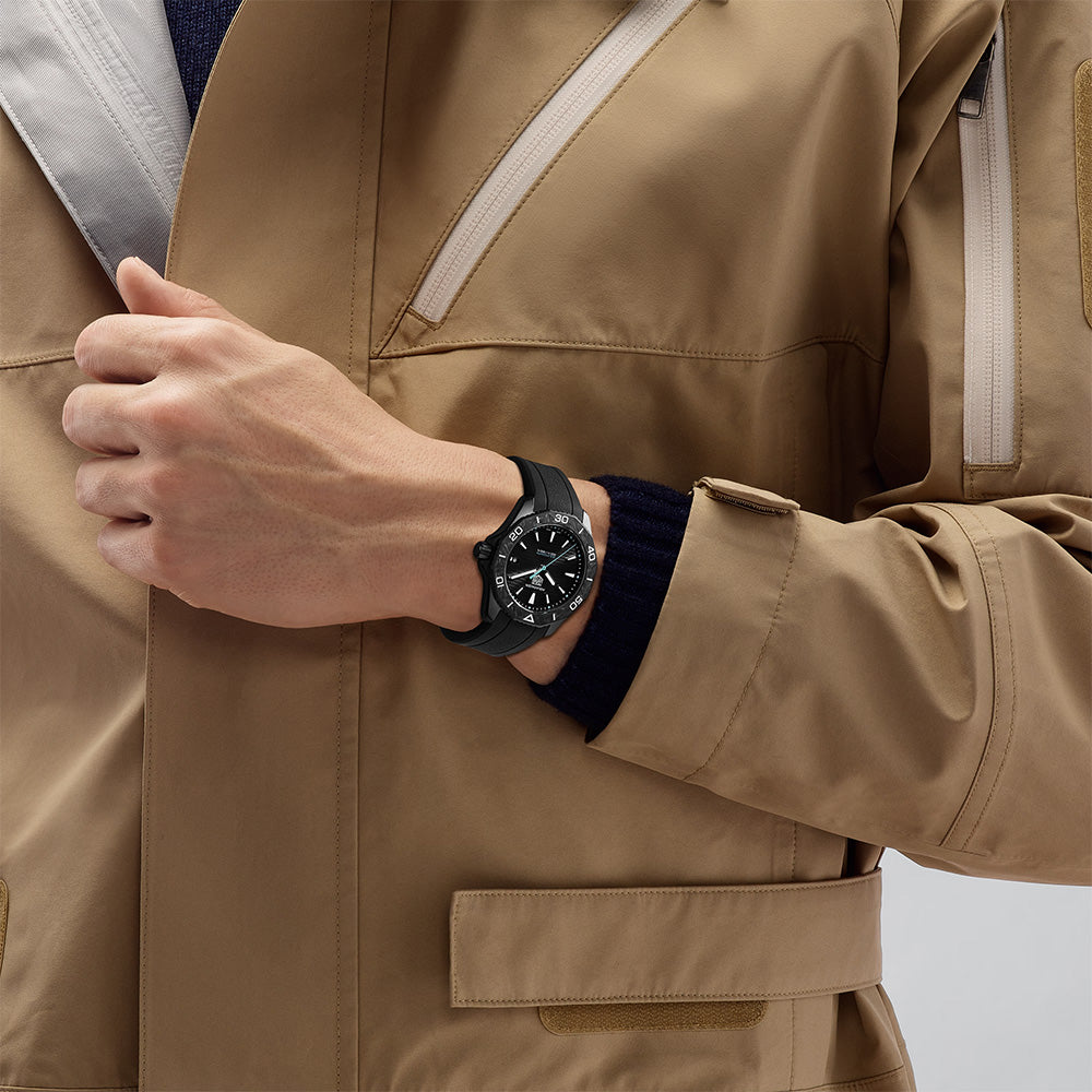 アクアレーサー プロフェッショナル200 ソーラーグラフ ソーラークォーツ 40 mm WBP1112.FT6199