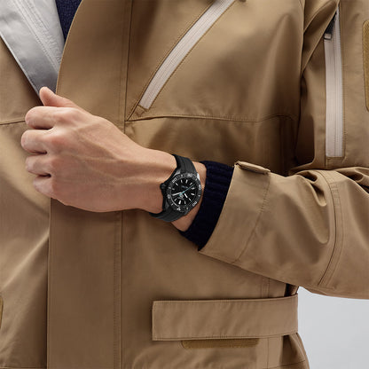 アクアレーサー プロフェッショナル200 ソーラーグラフ ソーラークォーツ 40 mm WBP1112.FT6199