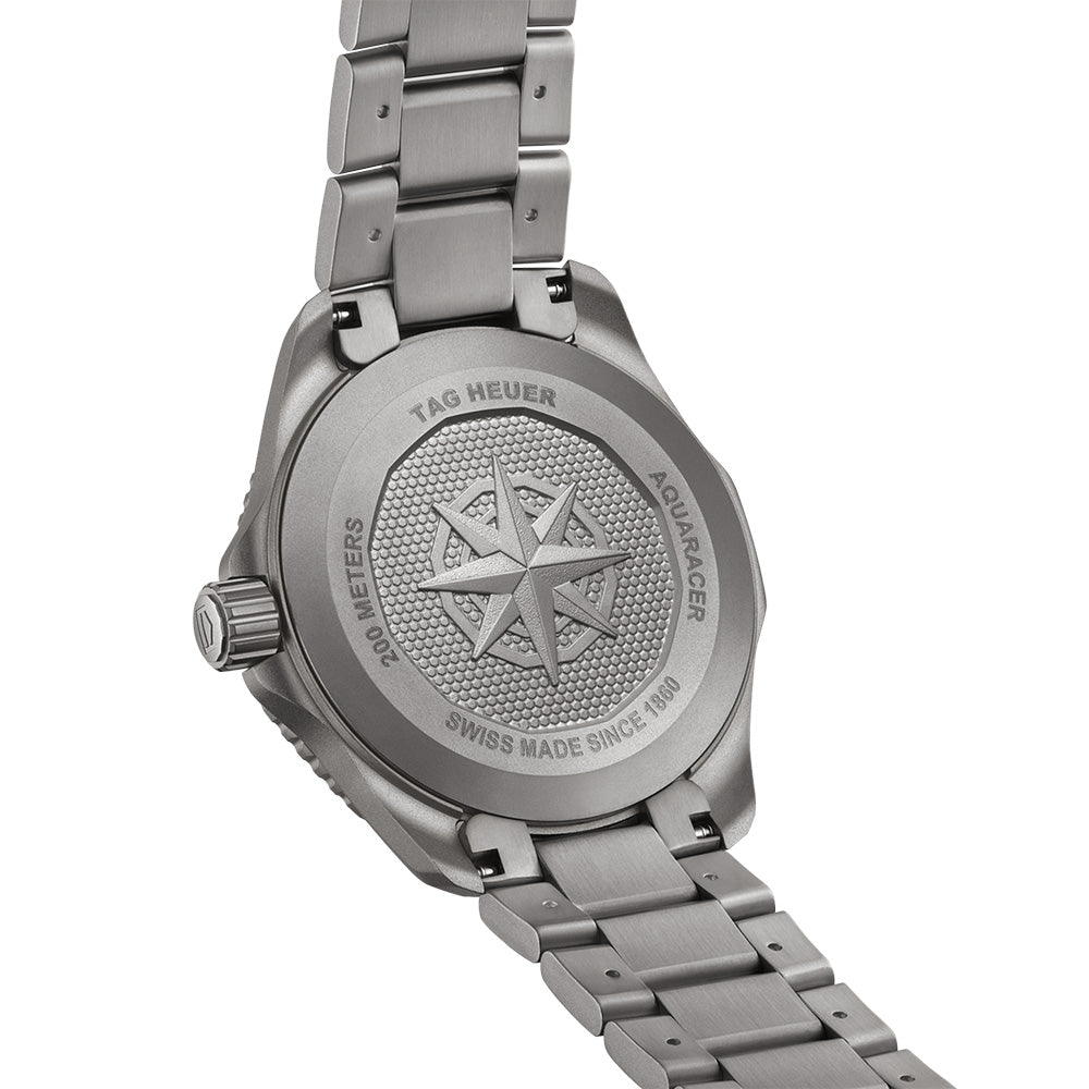 アクアレーサー プロフェッショナル200 ソーラーグラフ ソーラークォーツ 40 mm WBP1182.BF0000