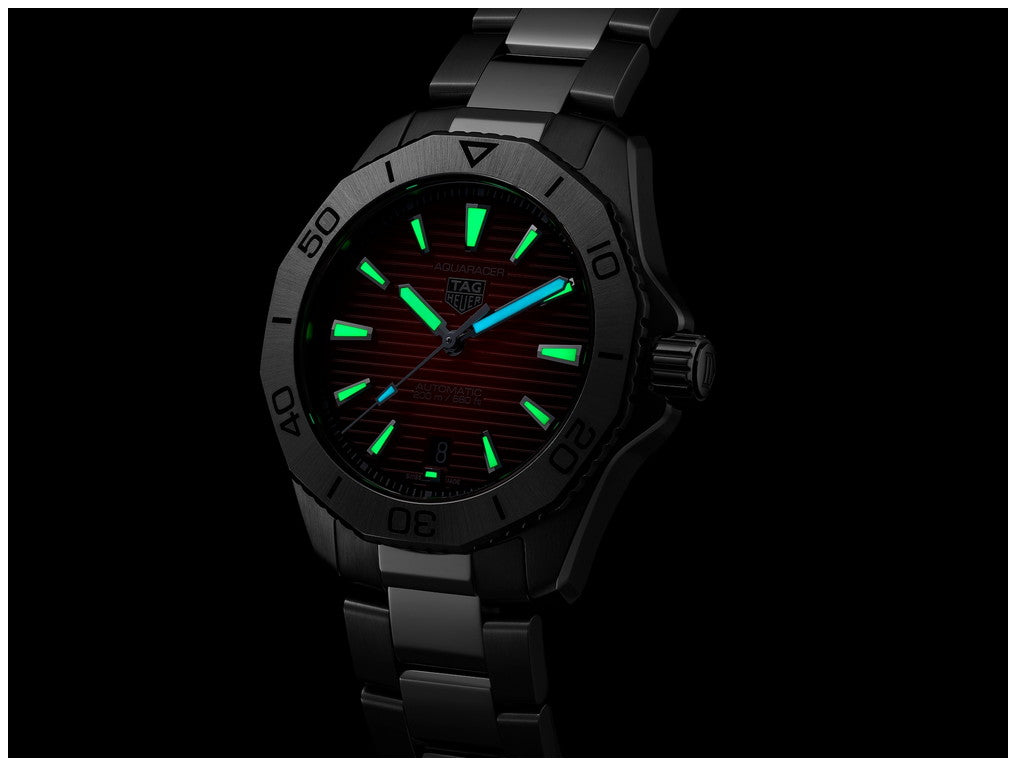 アクアレーサー プロフェッショナル200デイト 自動巻 WBP2114.BA0627