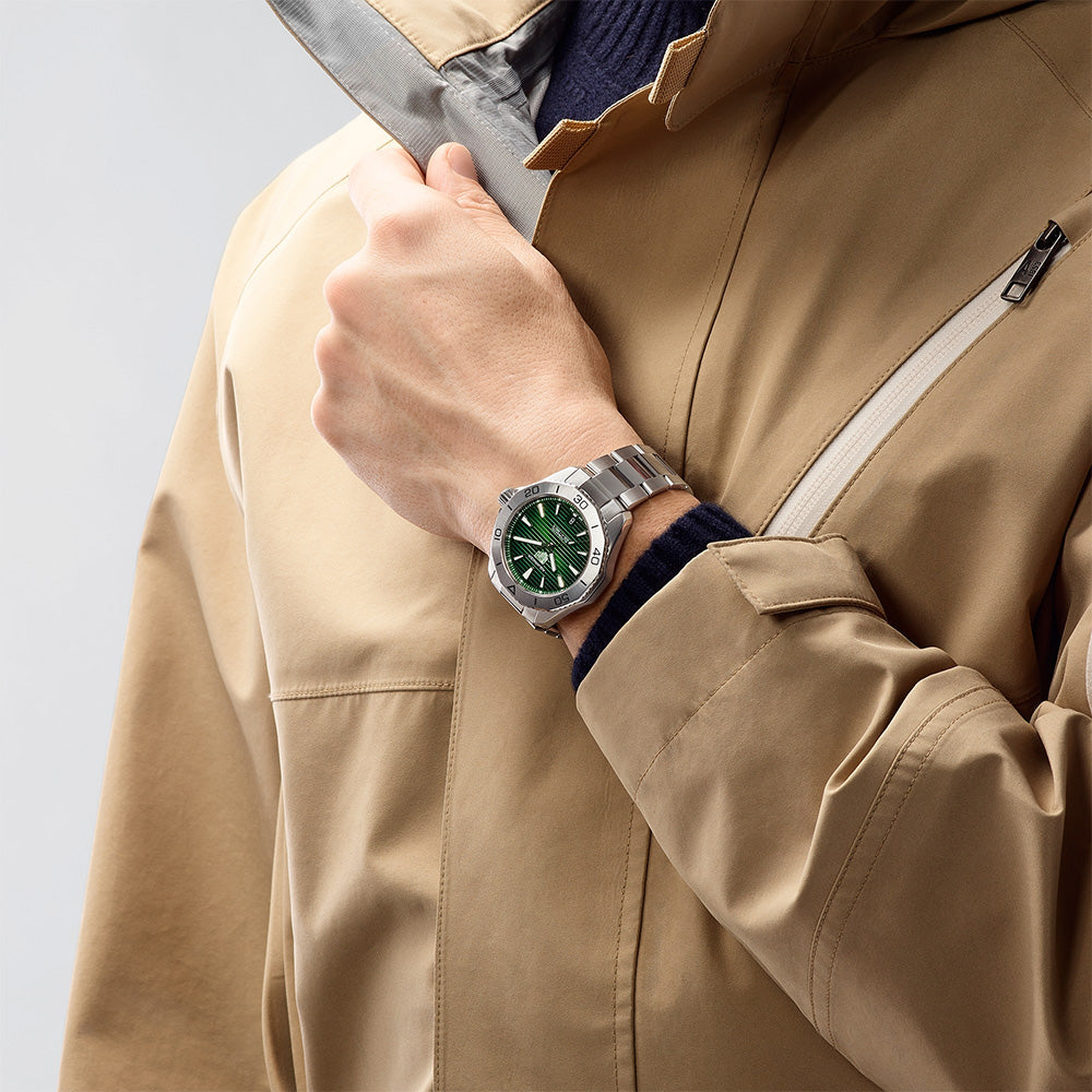 タグ・ホイヤー アクアレーサー プロフェッショナル200 自動巻 40 mm
