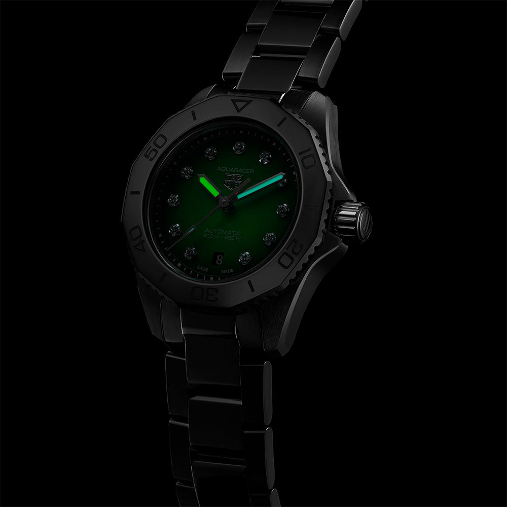 アクアレーサー プロフェッショナル200 自動巻 30mm WBP2415.BA0622