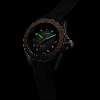 アクアレーサー プロフェッショナル200 自動巻 30mm WBP2451.FT6200