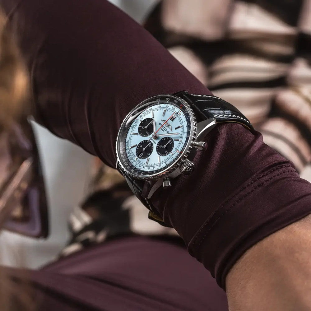 ナビタイマー B01 クロノグラフ 43mm 自動巻 AB0138241C1P1