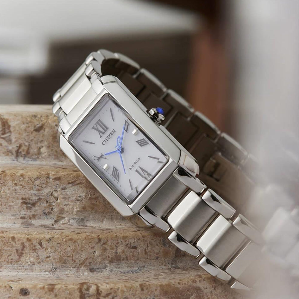 SQUARE Collection エコ・ドライブ EW5620-55A シチズン