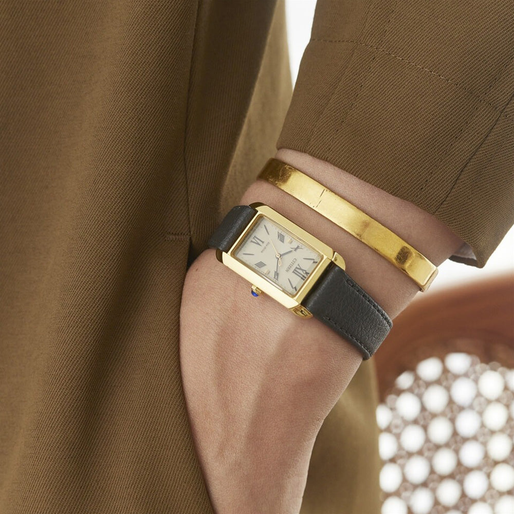 SQUARE Collection エコ・ドライブ EW5622-09P シチズン