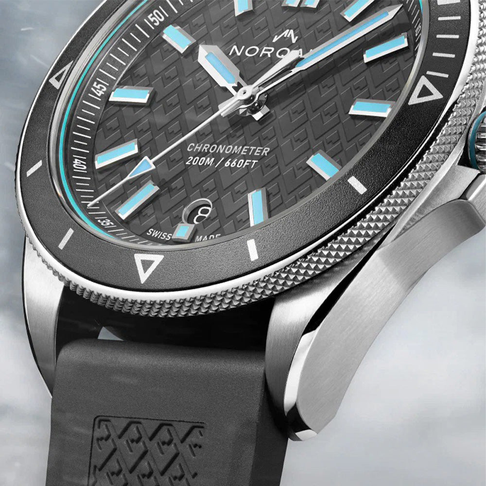 アドベンチャー グレー 自動巻き  40mm N1300.08S01.G01.R01