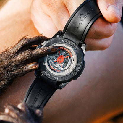 世界限定200本 ワイルドワン スケルトン ハクナ・ミパカ リミテッドエディション 自動巻き 42mm N3000.07Q17.B24.R01