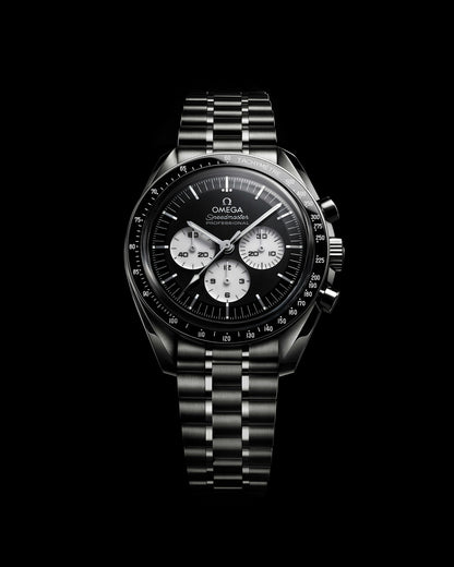 スピードマスター ムーンウォッチ プロフェッショナル 手巻き 42mm  310.30.42.50.01.004
