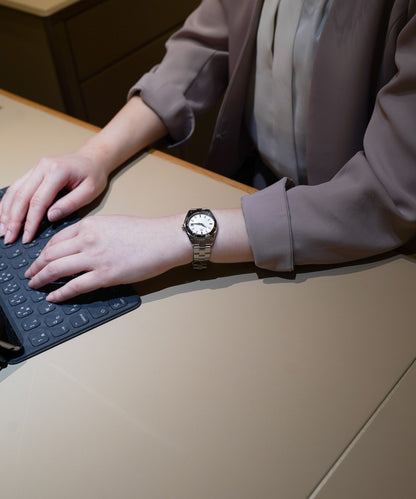 4Jクオーツ STGF273