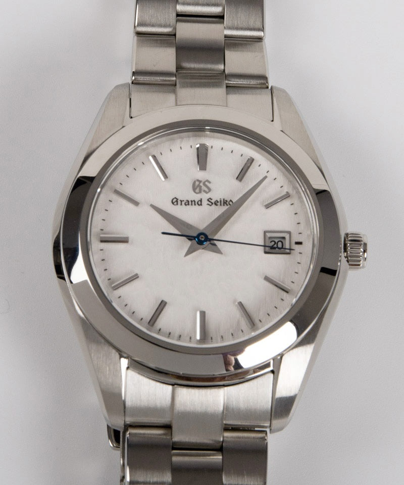 4Jクオーツ 雪白 STGF359