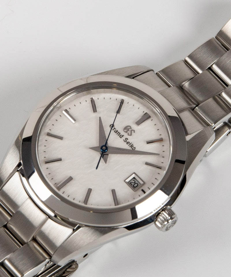 4Jクオーツ 雪白 STGF359