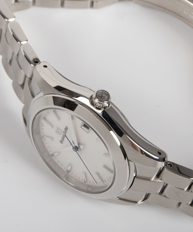 4Jクオーツ 雪白 STGF359