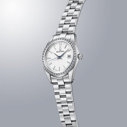 4Jクオーツ 雪白 STGF385